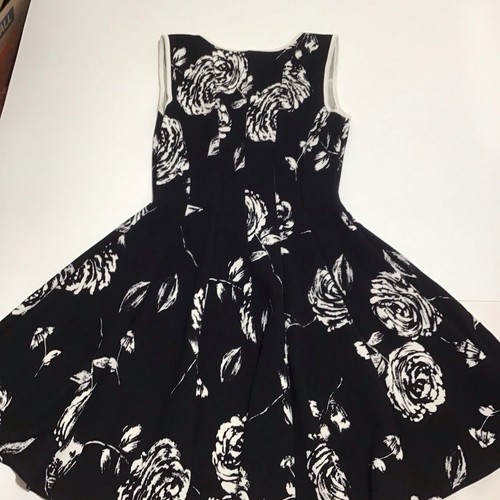 Mulata USA Damen Medium Fit & Flare Midikleid schwarz weiß Blumen Stretch - Bild 4 von 15