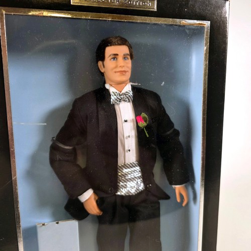 Mattel Barbie 40th Anniversary Ken 50722 • Collector Edition Tuxedo •  2001 - Picture 10 of 11