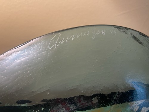 ANNIEGLASS 13-1/2” Round Serving Plate Signed Annie Glass - Bild 2 von 6