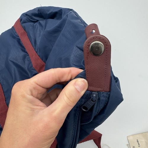 Vintage NWT Pierre Cardin Paris New York Nylon Tote Bag Navy Blue Maroon Handles - Picture 10 of 17