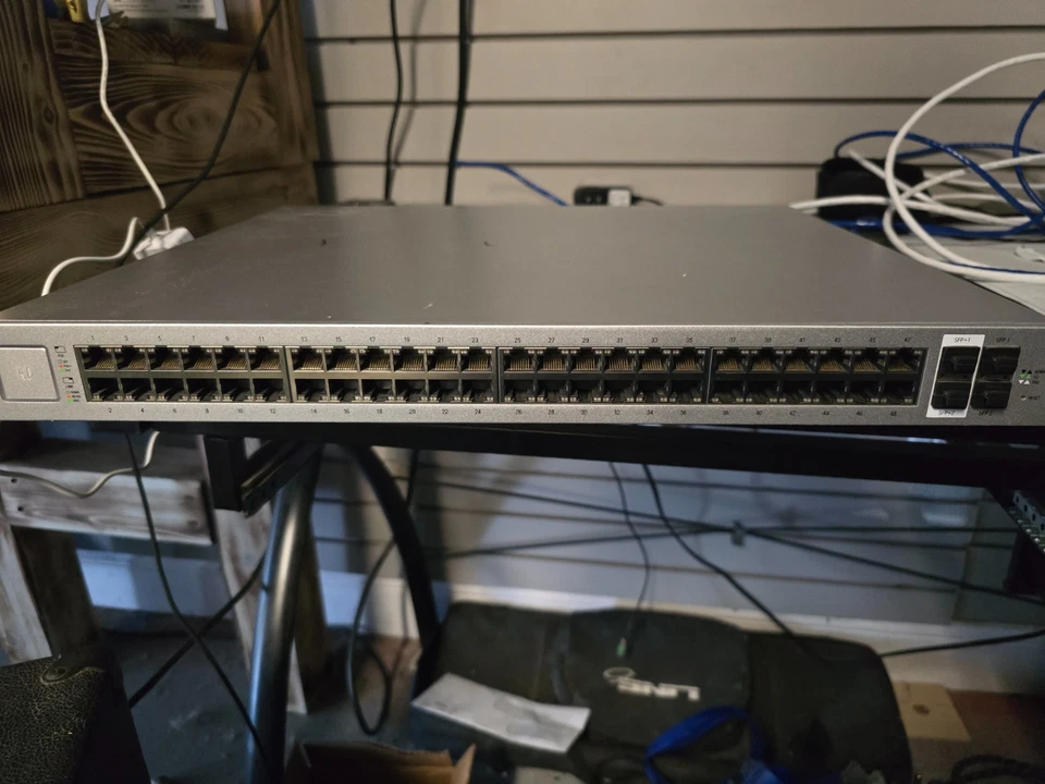 Ubiquiti Networks UniFi (US-48-500W) 48-Port Rack-Mountable Serial Switch - Image 2 of 3