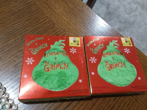 LOT/2 NEW Revolution X The Grinch Shadow Palette Compact NIB - Picture 2 of 2