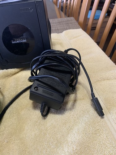 Nintendo Entertainment System GameCube consoles and much more Th game in cube - Picture 5 of 6
