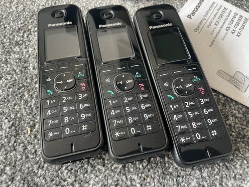 Panasonic KX-TG8161E Triple Cordless Phone with Answering Machine & Call Block - Afbeelding 8 van 12