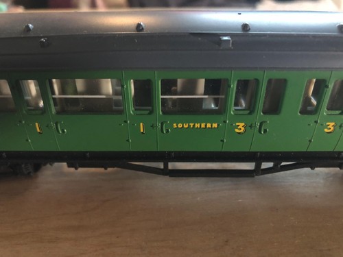 Hornby R486 SR Composite Coach Malachite Livery OO Gauge (1:76 scale) - Mint - Picture 10 of 10