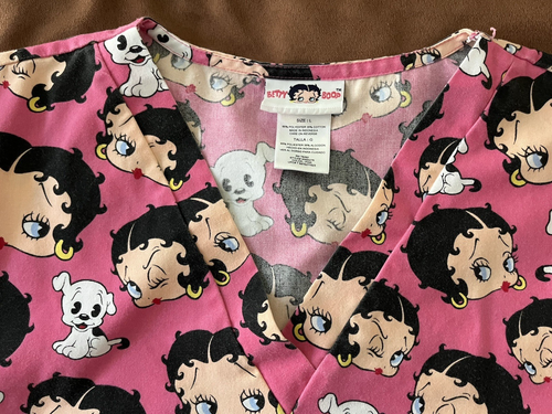 BETTY BOOP Pink SS Cartoon All Over Face Print Pockets Medical Scrub Top Size L - Picture 3 of 12