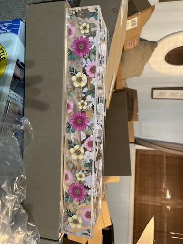 Acrylic Vase - Picture 1 of 2
