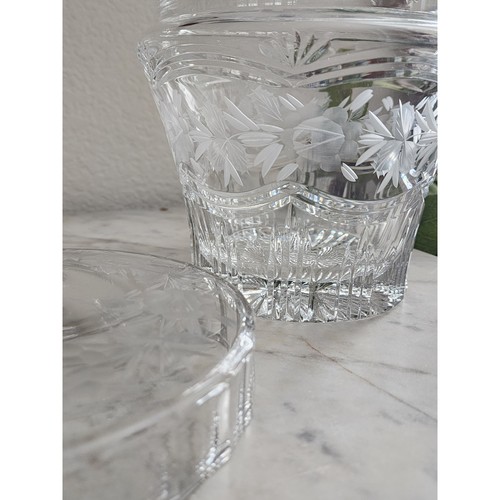 Vintage Crystal Biscuit Jar with Etched Roses - Picture 10 of 10