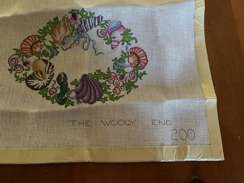 The Wooly End Summer Seashell Handpainted Crewel Canvas Kit Wool & Bag - Picture 15 of 18