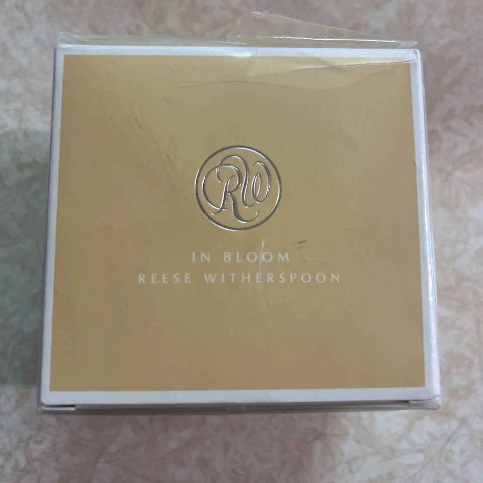 Avon In Bloom By Reese Witherspoon Perfume Eau De Parfum Spray 2009 1,7 fl oz 50 Foto 2 de 4