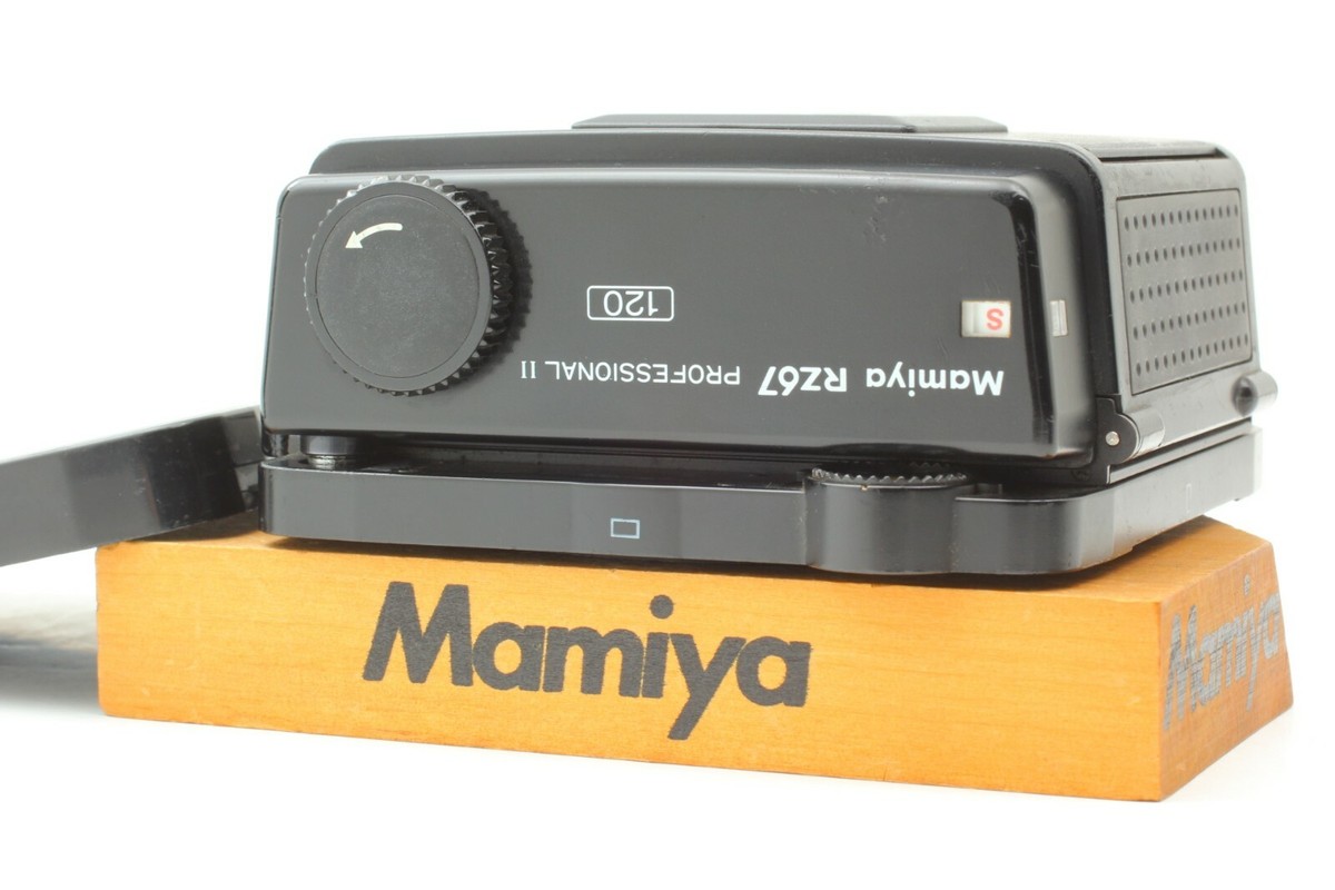 マミヤ RZ67 プロフェッショナル フィルム Roll Holder Exc+++++] Mamiya RZ67 Pro 120 6x7 Roll Film Back Holder For