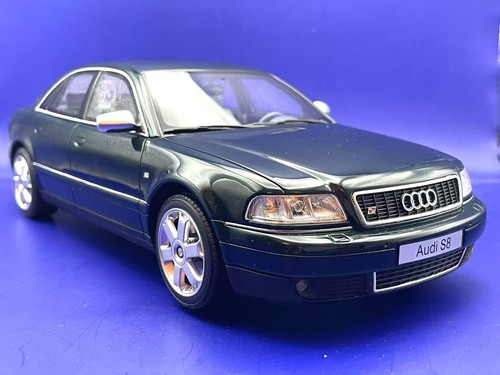 Otto 1/18 Audi S8 (D2) 4.2 V8 Racing Green Pearl 2001 (OT916) - Bild 4 von 11