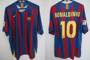 camiseta de ronaldinho barcelona