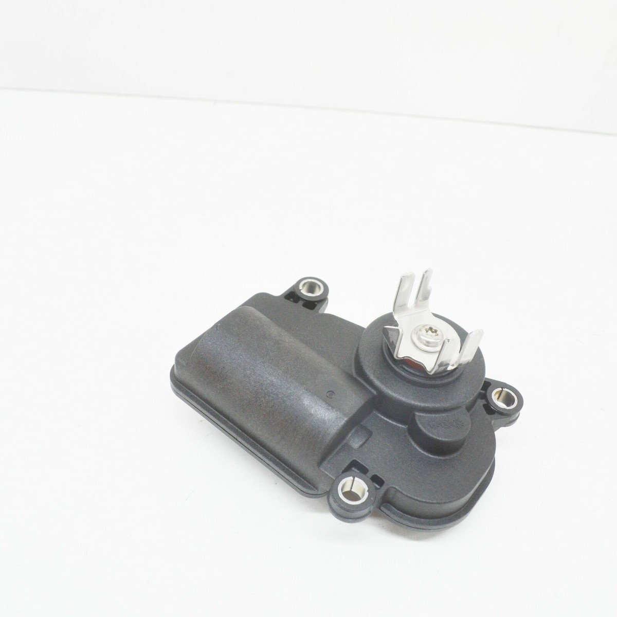 メルル Fuel Filter w/ 5-Pin Plug Mercedes 6420906052 WK820/14 Mann