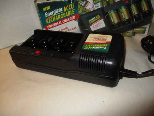 New Energizer Universal Battery Charger for NiCd- NiMH AA- AAA- C- D- 9V Battery - Picture 6 of 8