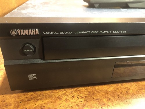 YAMAHA CDC-585 Natural Sound 5 CD Changer with Remote - Tested - - Picture 6 of 15