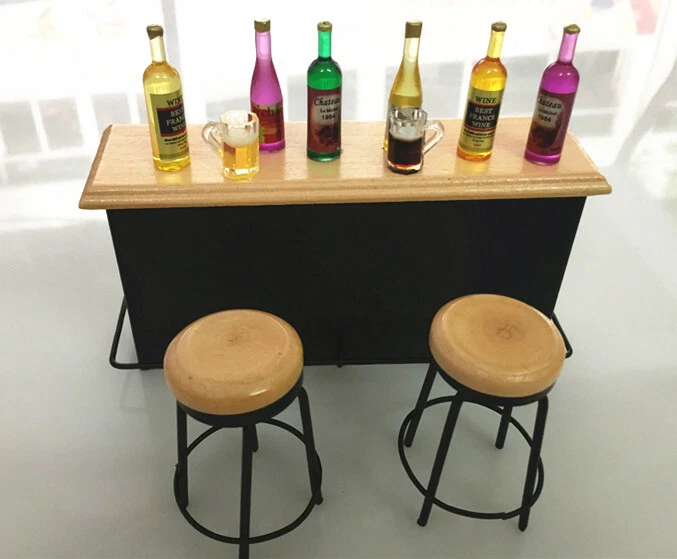 Dollhouse Miniature Furniture 1:12 Model Mini Table Taproom Bar Counter 2 Stools - Image 3 of 4
