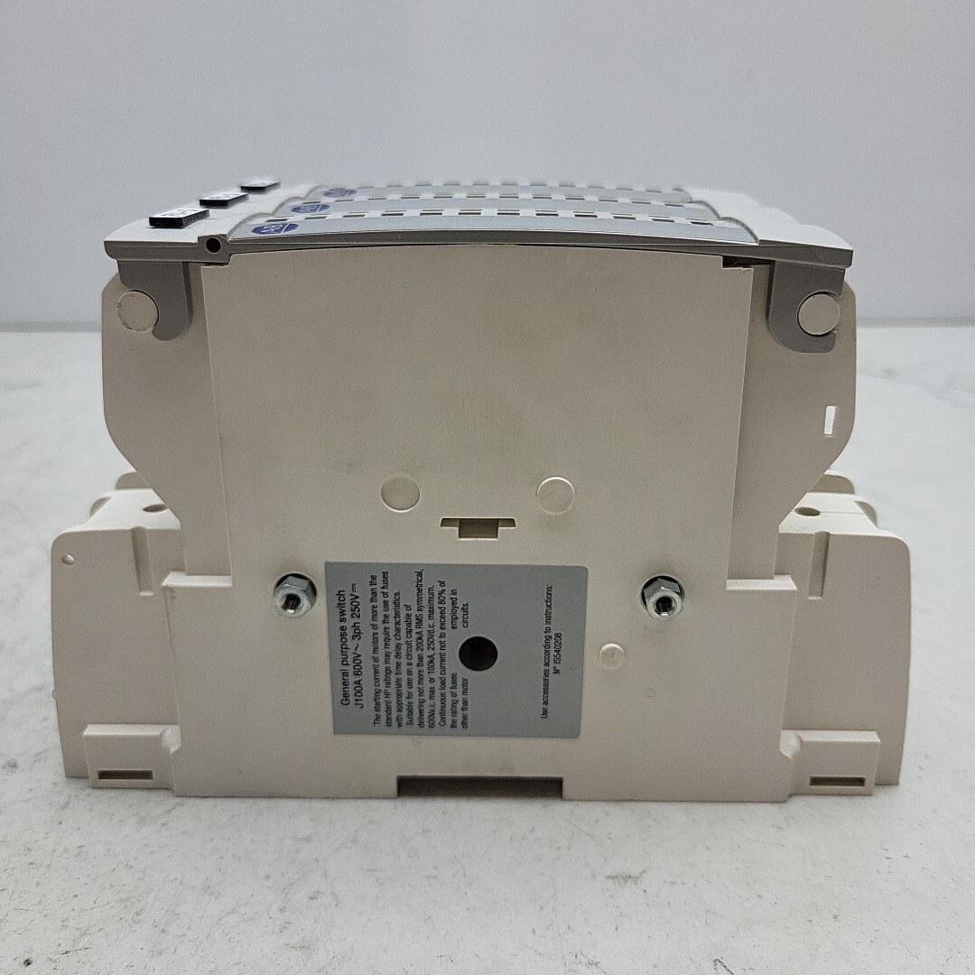 Allen Bradley 194R-J100-1753 Disconnect Switch Fused 600V Allen Bradley 194R-J100-1753 Disconnect Switch Fused 600V