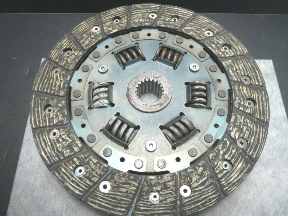 离合器光盘适用于 1989 - 1992 年大发 Charade 1.3L - 日本制造 - 快速发货! — 第 3/4 张图片