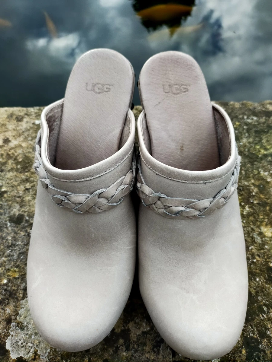 Ugg hotsell fur heels