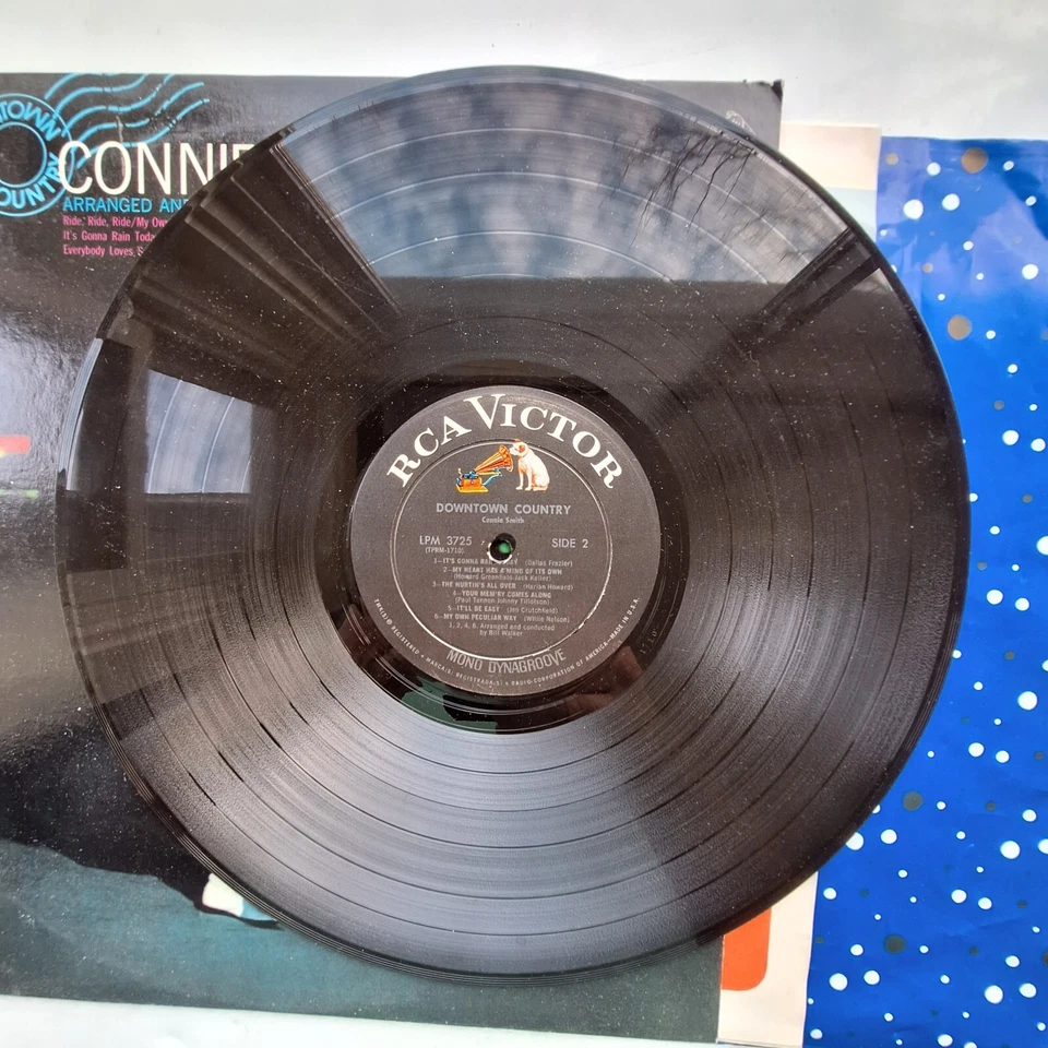 Connie Smith Downtown Country Vinyl LP 1967 LPM 3725 - Image 3 of 4