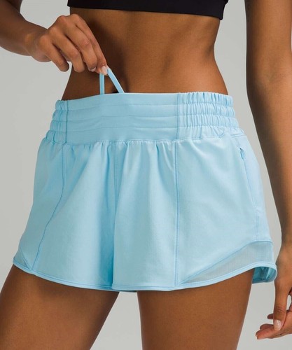 NEW LULULEMON Hotty Hot 2.5" HR Hi-Rise Short 8 Blue Chill