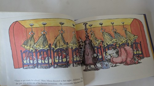 1977 book The family minus - Picture 5 of 9