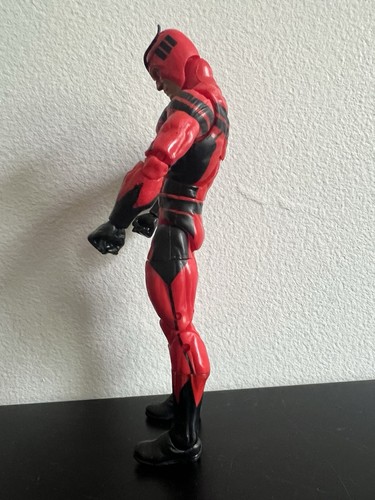 Figura Hasbro Marvel Legends Serie Infinita Ant-Man Hombre Gigante Construir BAF Ultron - Imagen 2 de 4