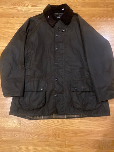Barbour Classic Beaufort Jacke, Gr. 46, grün OL98