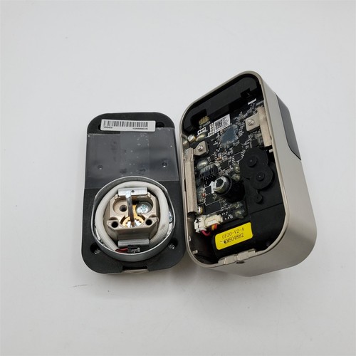 Yale Assure Lock 2 Deadbolt, Satin Nickel Touchscreen Door Lock, Z-Wave *READ* - Picture 2 of 2