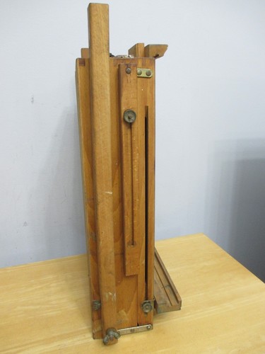 Grumbacher No. 286 Portable Fold Up Painting Easel - Picture 12 of 17