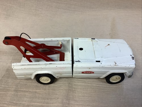 Vintage Tonka | Jeep 9" Wrecker Tow Truck | Pressed Steel | 1970s White Damaged - Picture 7 of 8