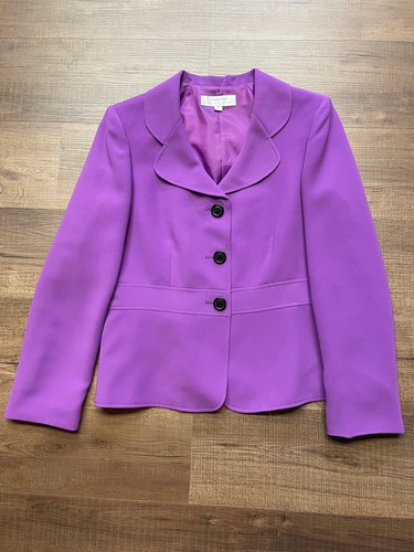 Tahari Arthur S. Levine Women's Pant Suit (12) - Picture 2 of 8