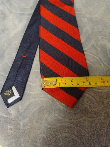 Corbata de seda Tommy Hilfiger roja azul marino a rayas clásica para hombre - Imagen 5 de 6