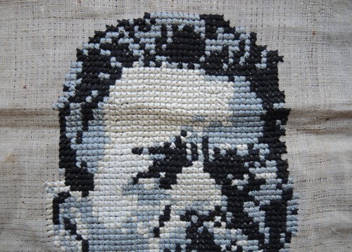 Antiguo bordado hecho a mano escritor Gorki busto cosido retrato hecho en casa vintage soviético - Imagen 3 de 8