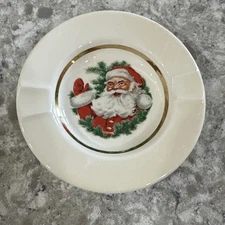 Vintage Santa Claus White Ceramic Ashtray 5-1/4” Cigar MCM
