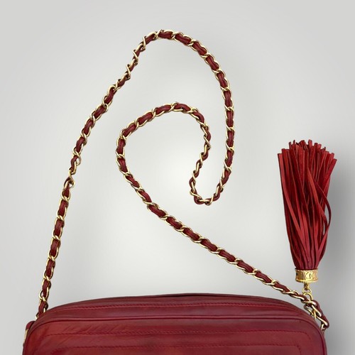Vintage Chanel Bag, Chain Strap, Tassel, Gold Plated Hardware - Picture 11 of 17