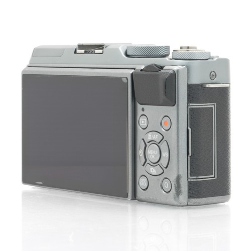 Fujifilm Fuji X-A5 24.2MP Mirrorless Digital Camera (Body Only) -DHL EXPRESS- - Picture 5 of 9
