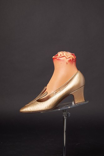 Vintage 1960s Gold Pumps Heels Shoes - Picture 4 of 7