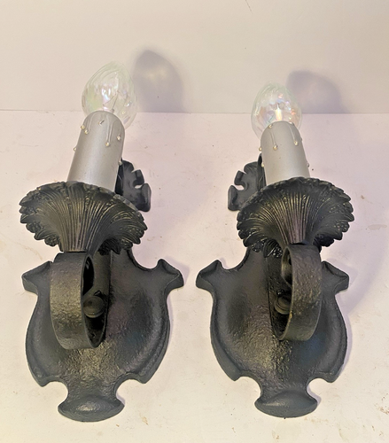 PAIR OF METAL ARTS & CRAFTS GOTHIC WALL SCONCES LIGHT FIXTURES. WORKING - Picture 2 of 14