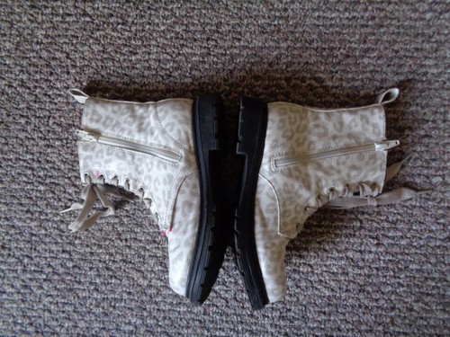 Total Mädchen Mädchen weiß/grau Stiefel Gr. 2M - Bild 7 von 7