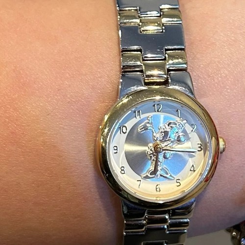 Mickey Mouse Limited Edition Disney Parks Watch 335/1000 Forever Yours - Picture 2 of 10