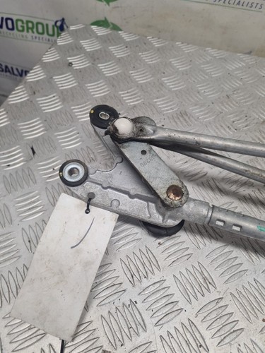 NISSAN X-TRAIL FRONT WIPER MOTOR AND LINKAGE 2001-2007 - Picture 2 of 9