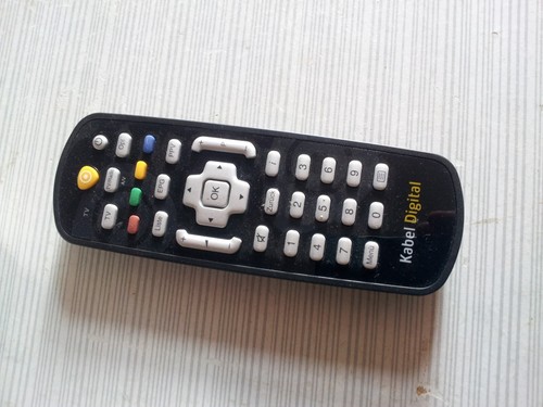 Thomson DCI 1500K Kabelreceiver mit fernbedienung, anleitung, kabel und karton - Bild 16 von 23