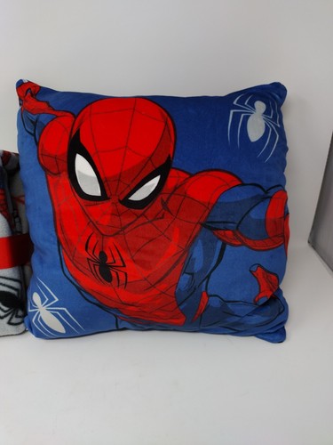 Spider Man Squishy Pillow and Soft and Comfy Colorful Throw 40 x 50 inches - Picture 4 of 5