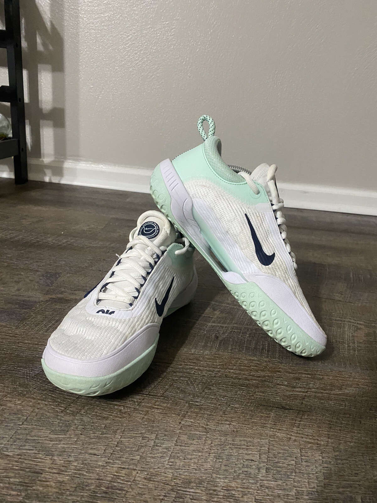 memory foam nike tennis shoes