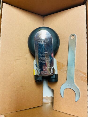 BRAND NEW AIRVANTAGE 5" RANDOM ORBITAL SANDER (INCLUDES PAD) - Picture 3 of 3
