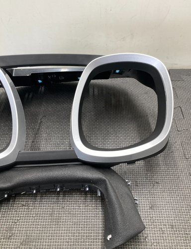 10-17 Chevy Equinox Dash Speedometer Instrument Cluster Bezel Trim OEM 20873572 - Picture 4 of 12