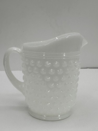 Vintage Anchor Hocking Hobnail Milk Glass 5.25” Pitcher EVC - Picture 2 of 7