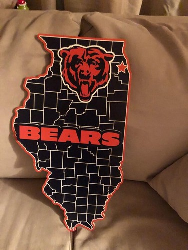 CHICAGO BEARS WOOD ILLINOIS STATE HANGING SIGN, NEW.